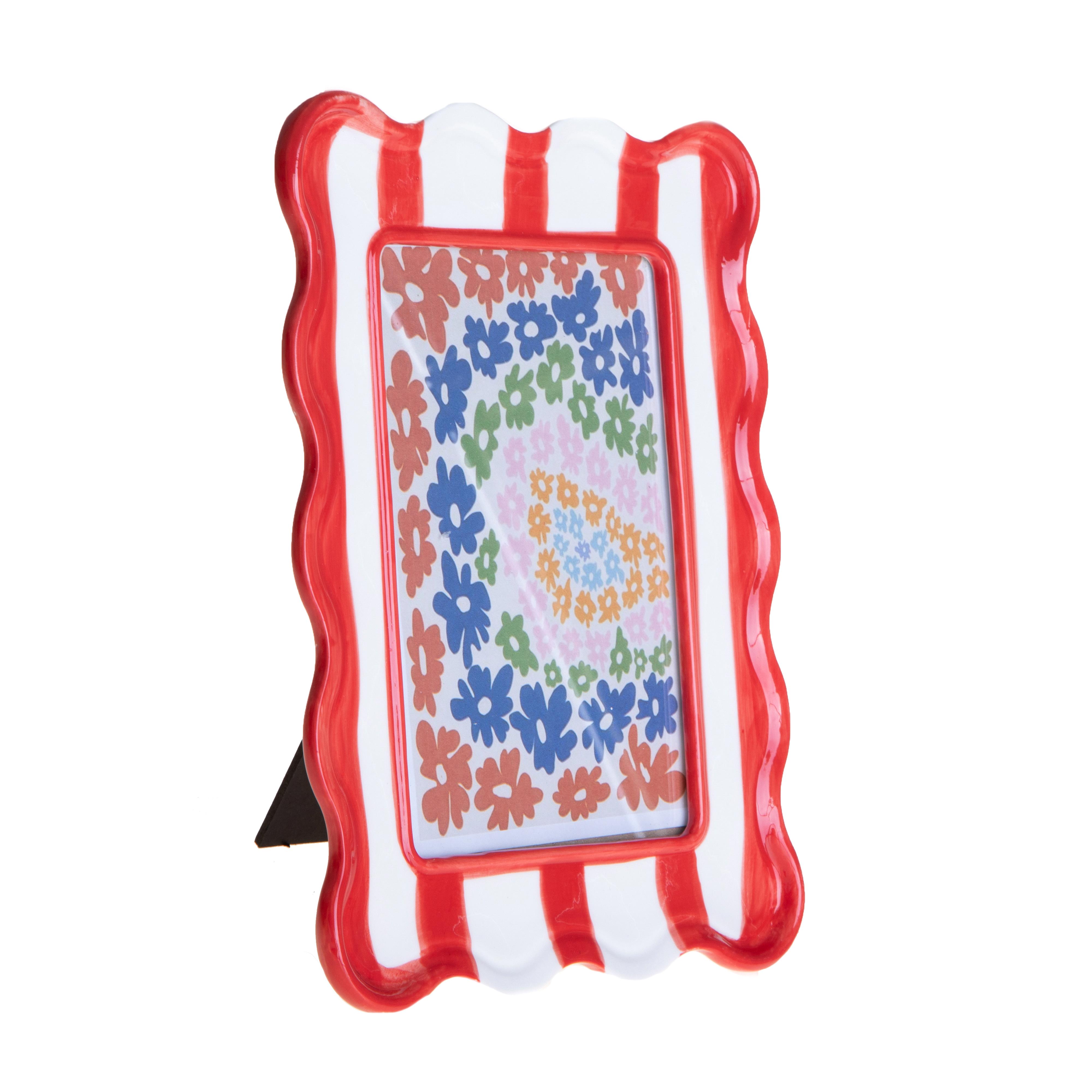 Home decors and accessories, PHOTO FRAMES, MULTI-PHOTO FRAMES, P/FOTO 17XH.22 CM C/RIGHE