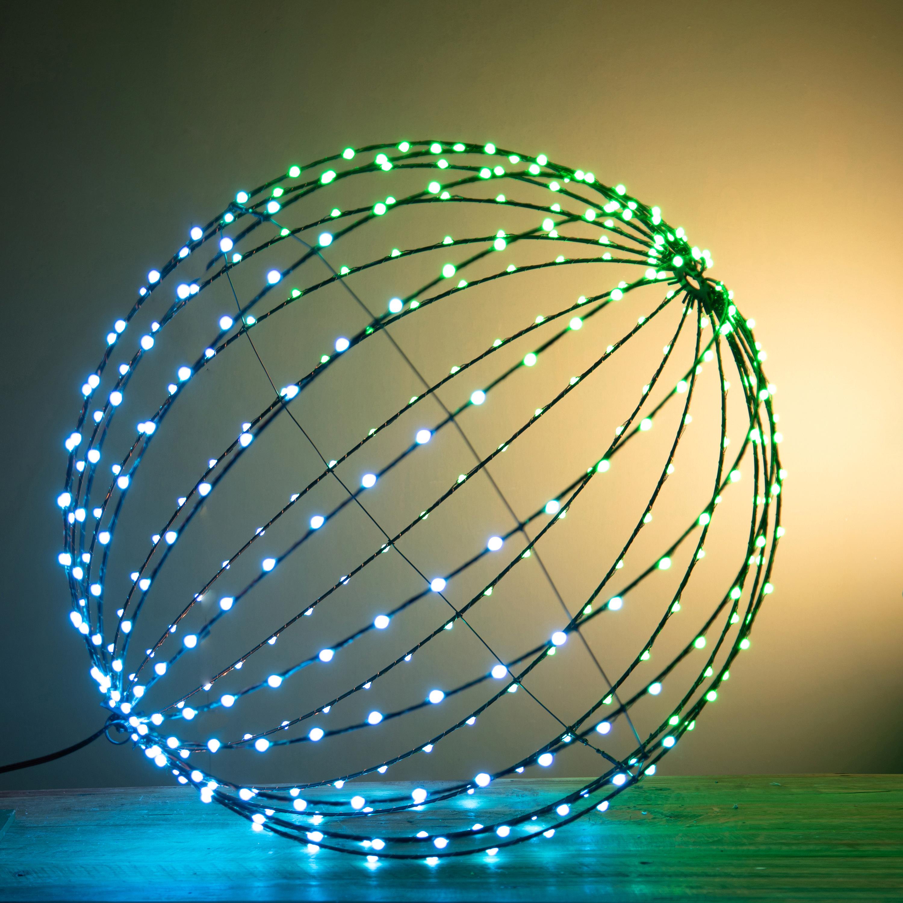 SFERA D.40 CM C/240 LED 32 GIOCHI EST