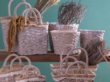 OVAL AND ROUND BASKETS