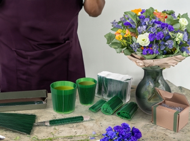 FLORIST'S ARTICLES